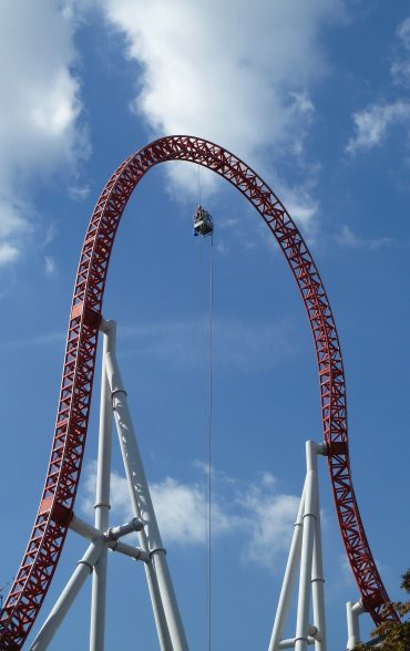 Amusement park ride