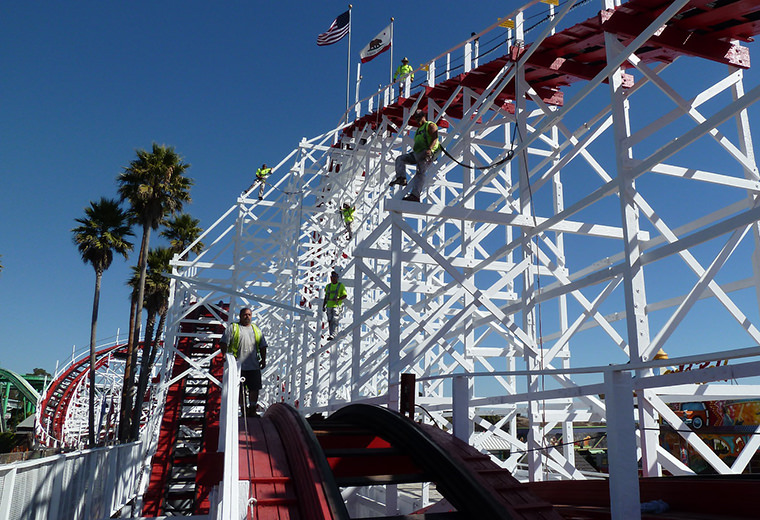 Amusement park ride